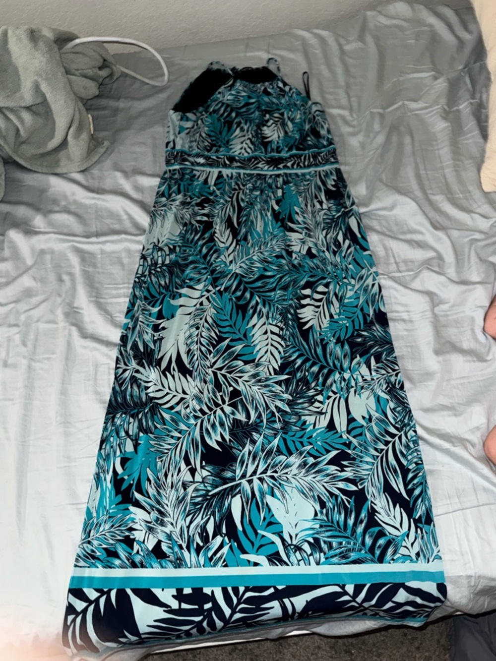 Roz & Ali Blue Tropical Print Maxi Dress - Picture 4 of 10